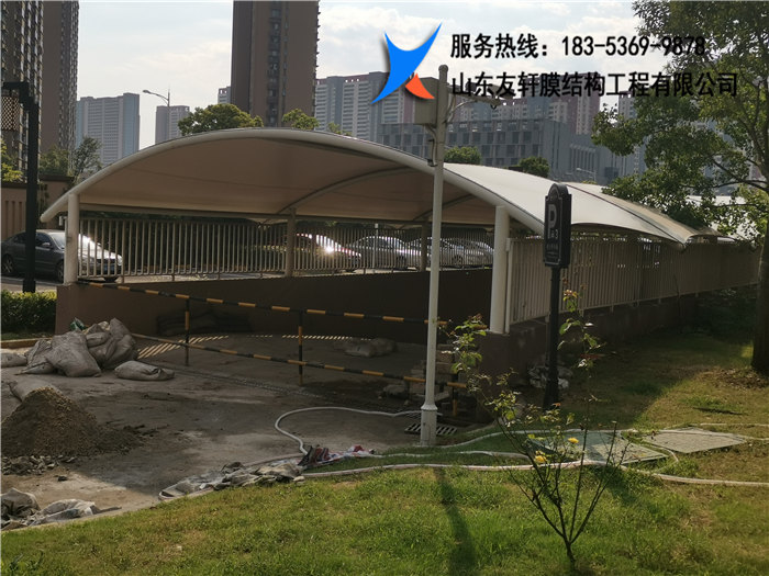 膜结构车库出入口