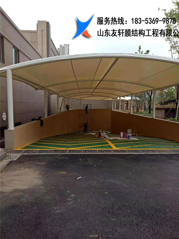 膜结构车库出入口
