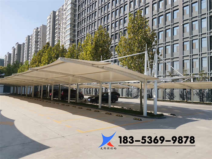 淄博市周村区果里镇伊家商务大厦院内汽车棚